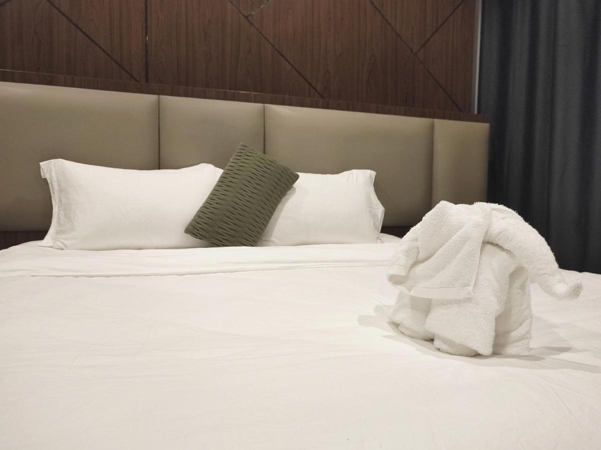 Jenny Airport Lounge Bed & Breakfast Виентиане Екстериор снимка